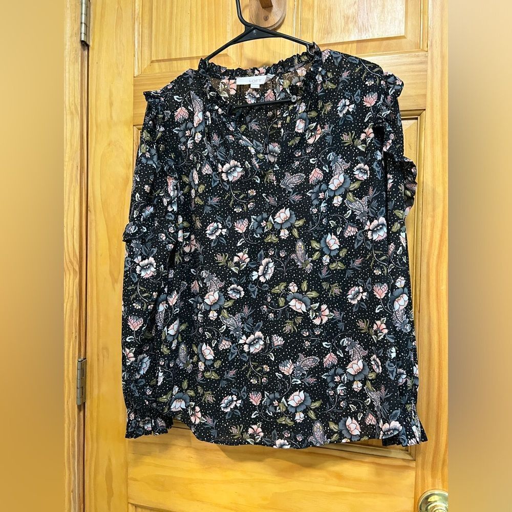 Loft size S gorgeous black & pink floral blouse